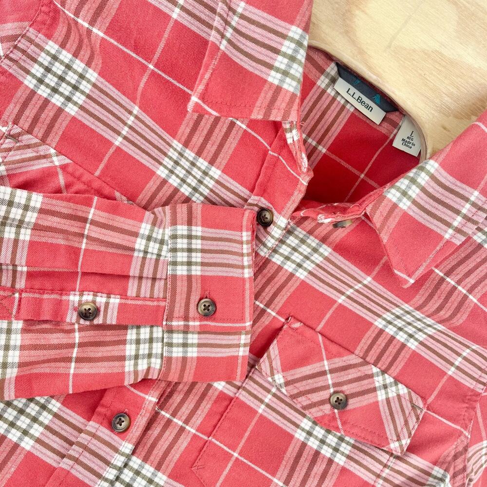 LL Bean Button Up Shirt Womens L Scotch Plaid Flannel Pink Long Sleeve Stretch
